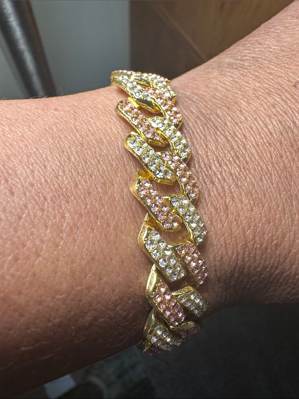 Goldtone and Pink Cuban Link Chain Necklace & bracelet set with  Pavé Crystals . - Picture 3 of 6